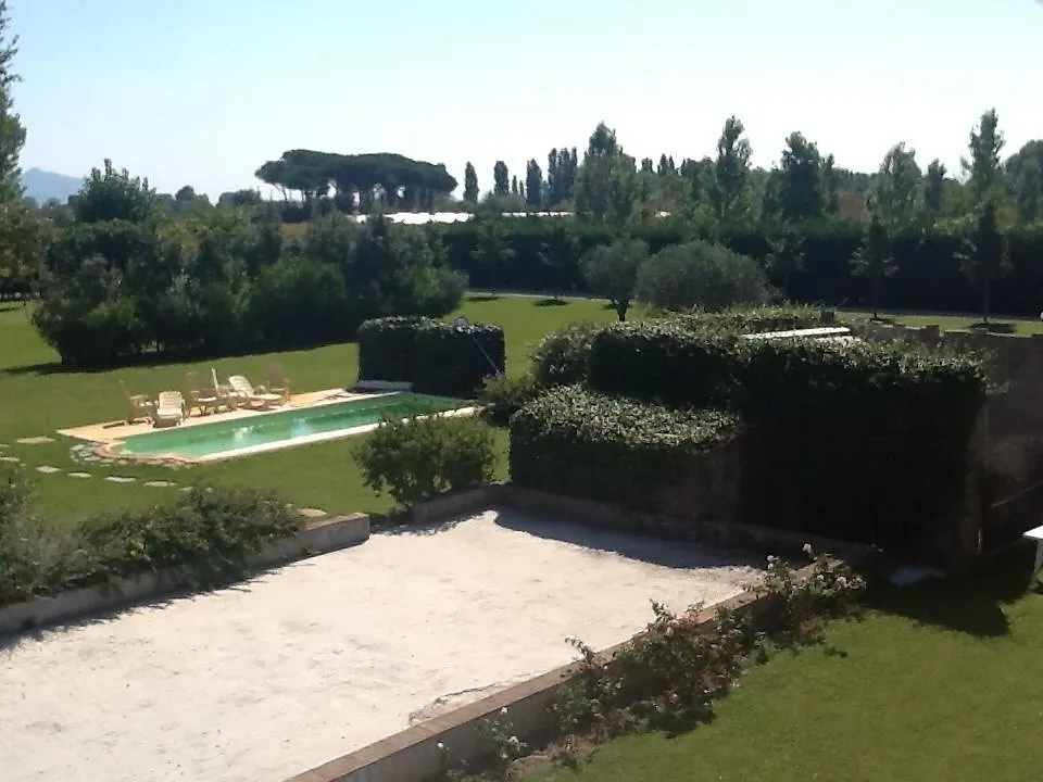 La Casa Rossa Bed & Breakfast Arena Metato 0*,